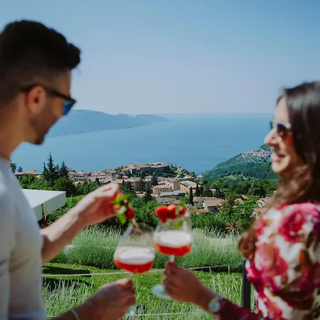Appartement Borgo Le Vigne - La Barrique Only Adults Tignale