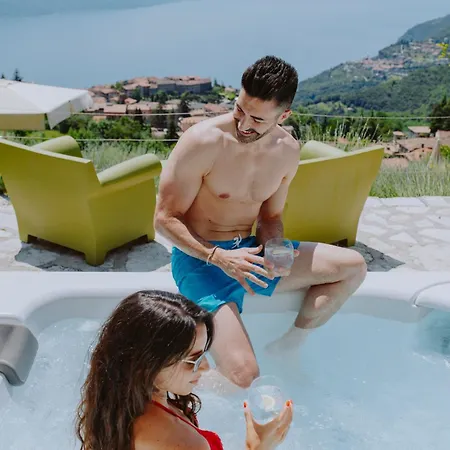 Appartement Borgo Le Vigne - La Barrique Only Adults Tignale